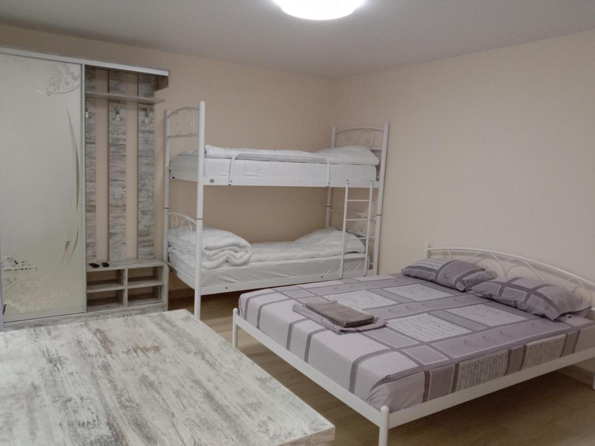 Appartamento Однокімнатна 105 Khmelʼnytsʼkyy Esterno foto